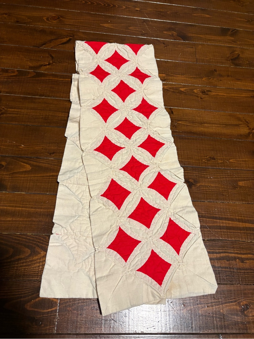 Red and Cream Quilted Table Runner - Classic Patchwork Design